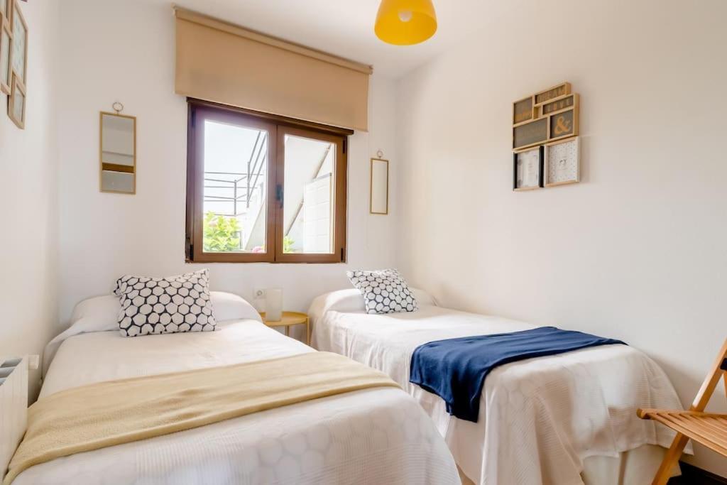Casa De Las Flores - Apartamento Con Jardin Privado Frente A La Playa De Comillas Εξωτερικό φωτογραφία