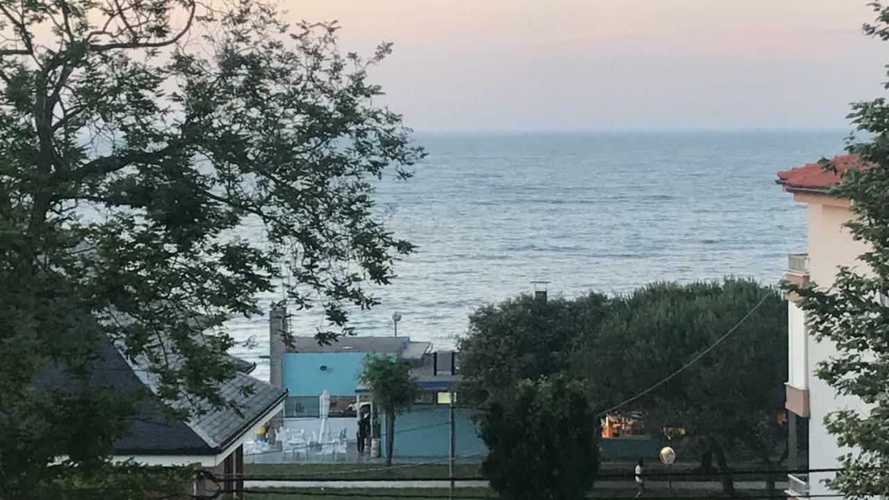 Casa De Las Flores - Apartamento Con Jardin Privado Frente A La Playa De Comillas Εξωτερικό φωτογραφία